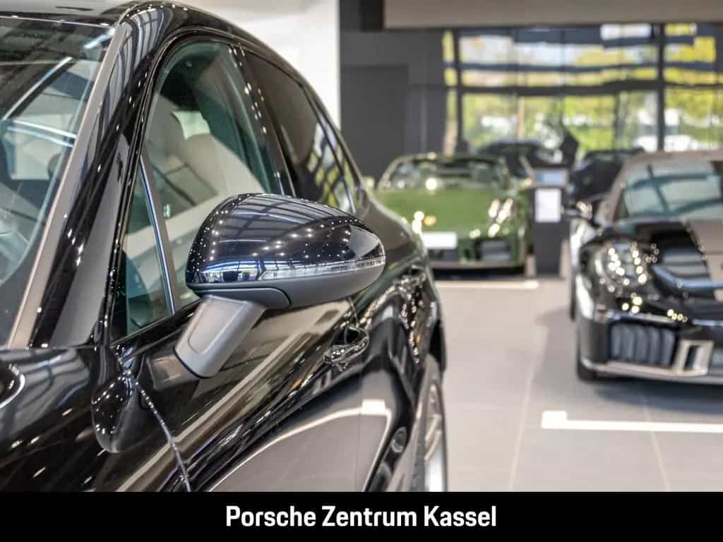 Porsche Macan Sportabgasanlage 20-Zoll Rückfahrkamera 01/2021-photo-17