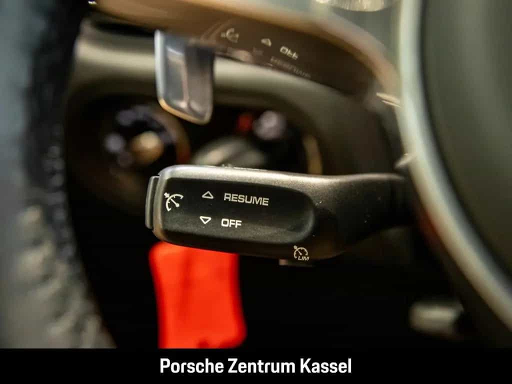 Porsche Macan Sportabgasanlage 20-Zoll Rückfahrkamera 01/2021-photo-21