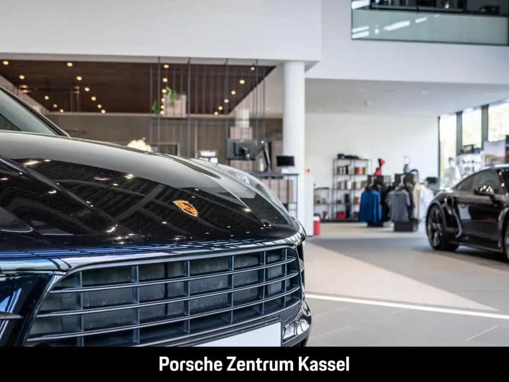 Porsche Macan Sportabgasanlage 20-Zoll Rückfahrkamera 01/2021-photo-23