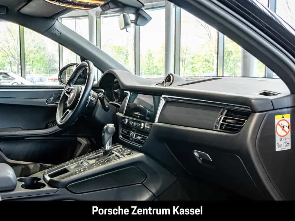 Porsche Macan Sportabgasanlage 20-Zoll Rückfahrkamera 01/2021-photo-25