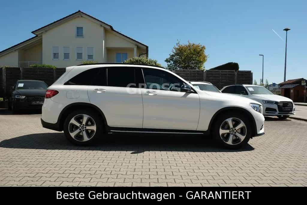 Mercedes-Benz GLC-Class 300 4MATIC Autom. "AMG"NIGHT"ACC"CAM" 01/2019-photo-8