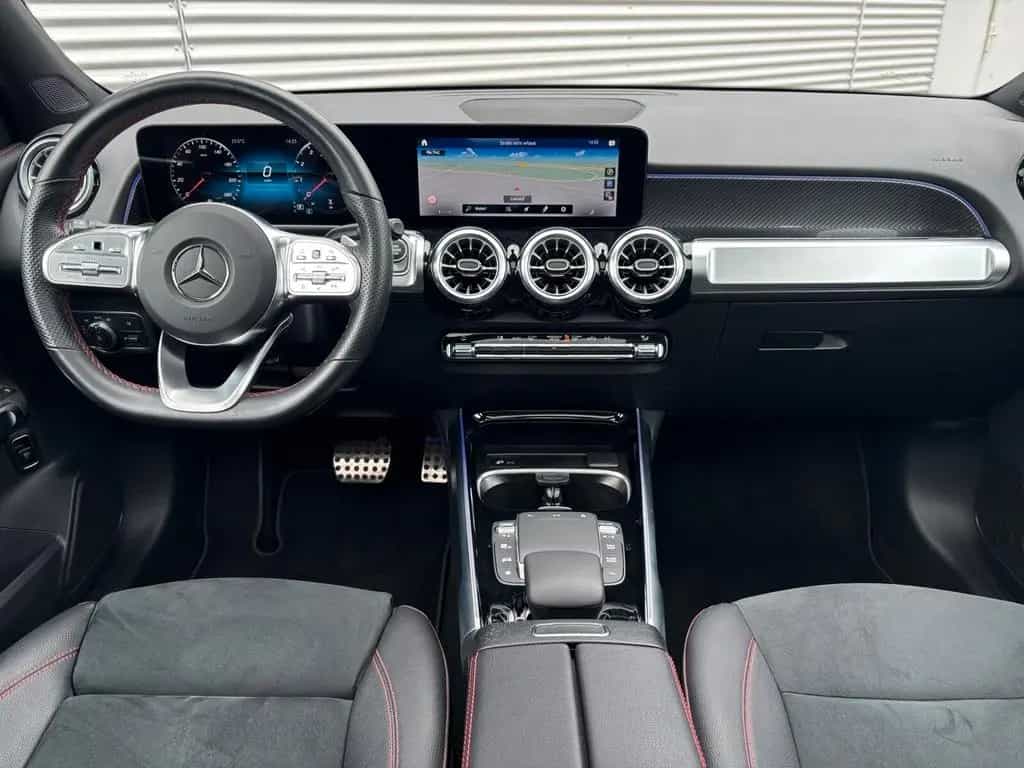 Mercedes-Benz GLB 180 AMG Line LED*Pano*AHK*MBUX High*P-Kamera 03/2023-photo-12