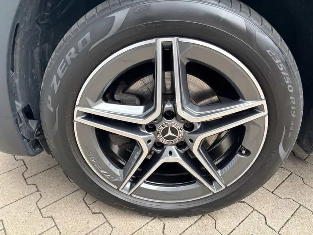 Mercedes-Benz GLB 180 AMG Line LED*Pano*AHK*MBUX High*P-Kamera 03/2023-photo-9