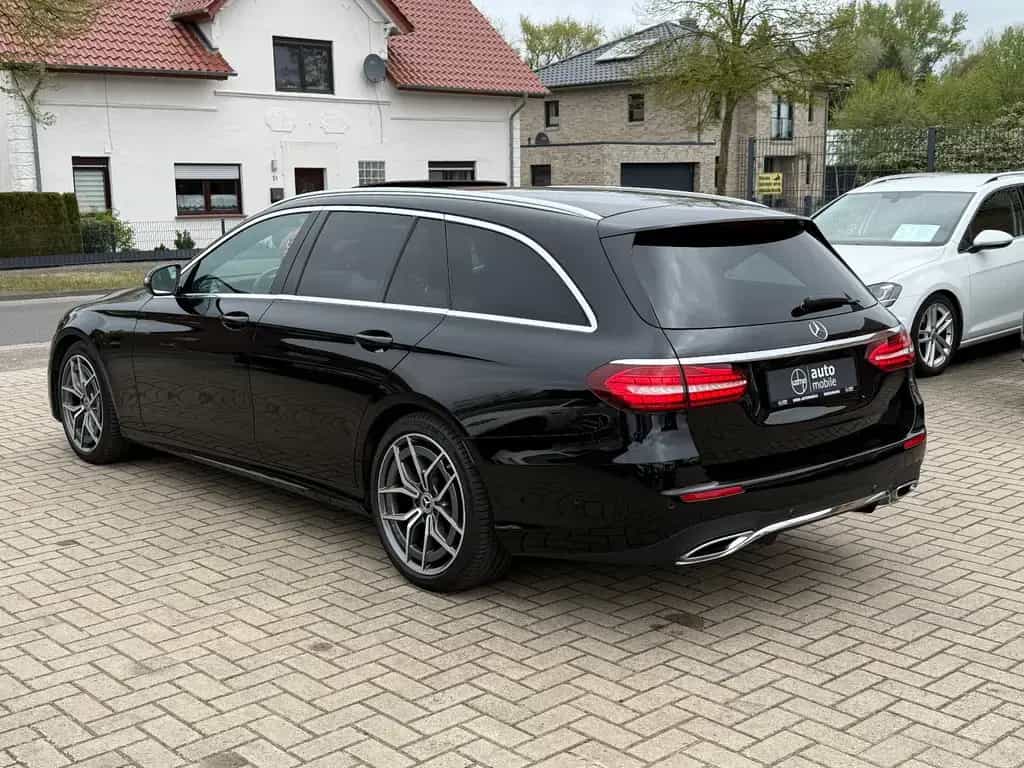 Mercedes-Benz E-Class d T, AMG Paket, LED, Kamera, 12/2022-photo-2