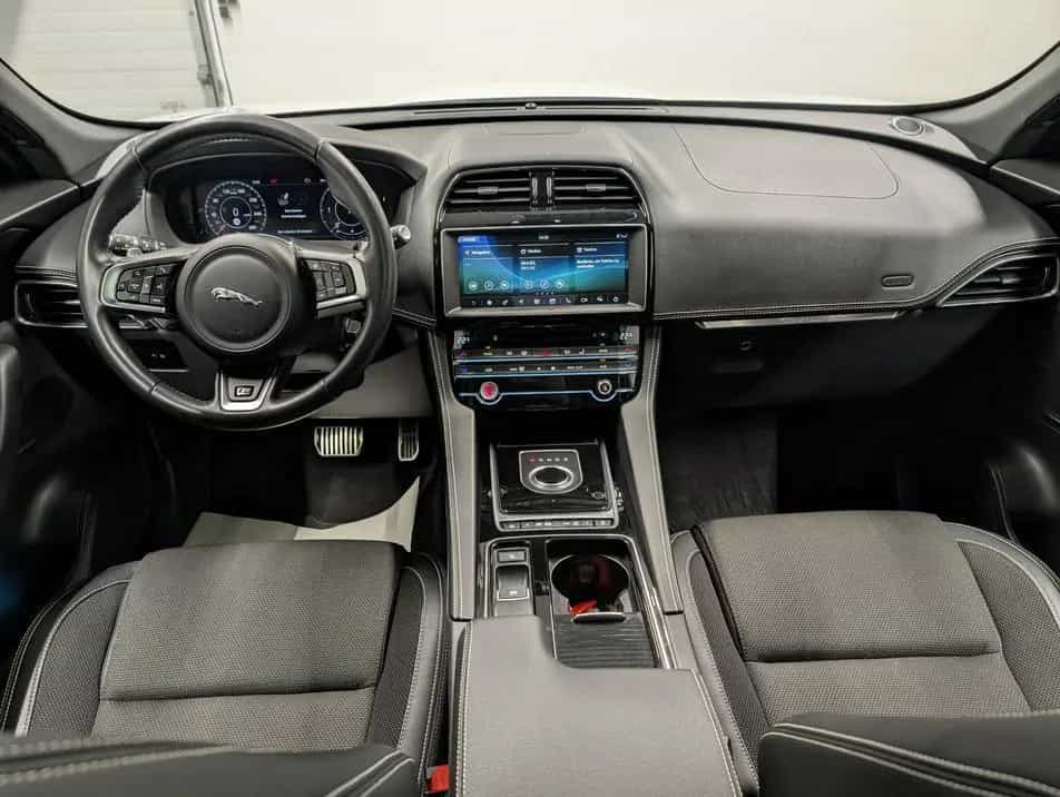 Jaguar F-Pace R-Sport AWD Navi/Pano/Meridian/Kam/19"LM 11/2019-photo-12
