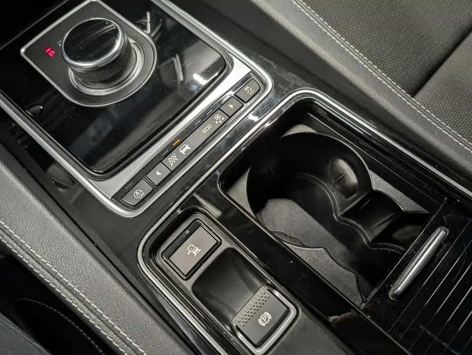Jaguar F-Pace R-Sport AWD Navi/Pano/Meridian/Kam/19"LM 11/2019-photo-17