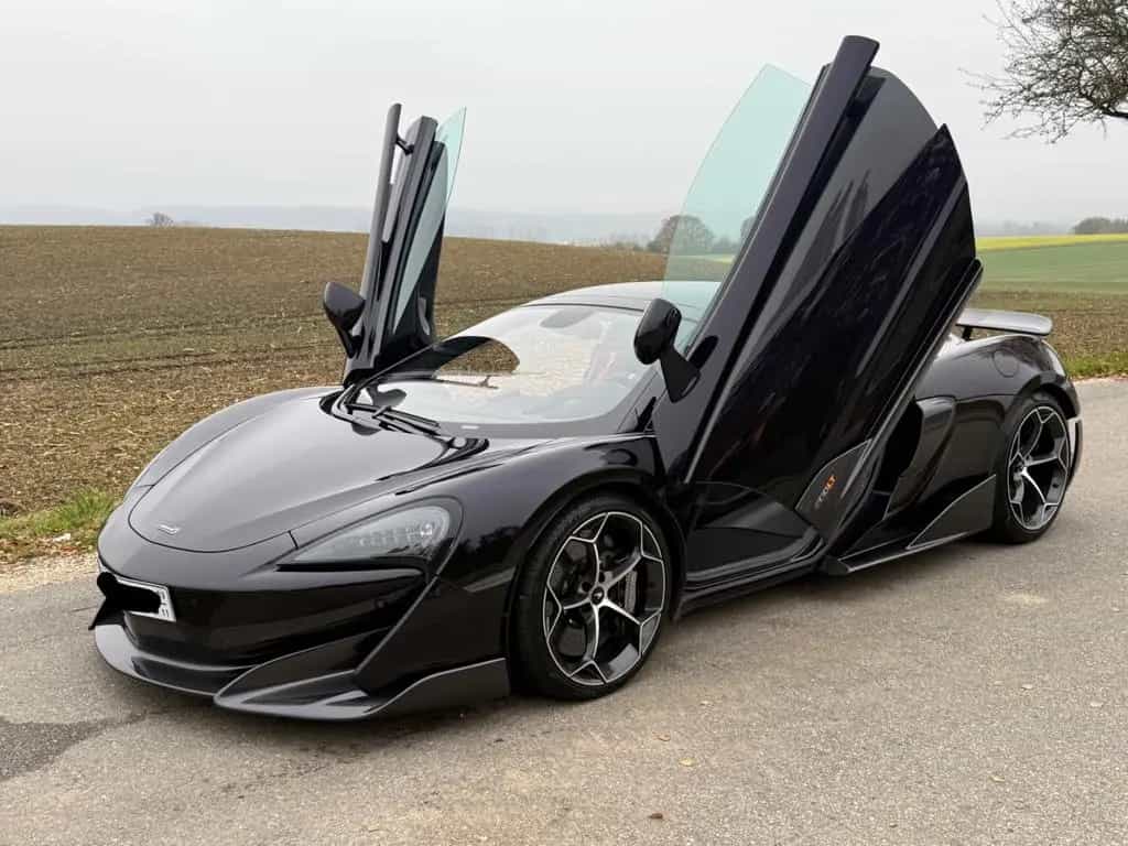 McLaren 600LT Spider/MSO Amethyst Black/P1/B&W/Lift 07/2020-photo-0