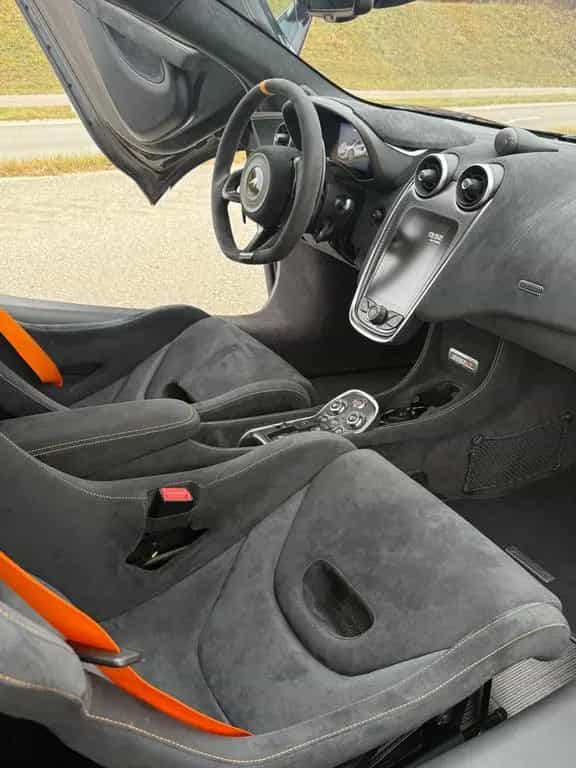 McLaren 600LT Spider/MSO Amethyst Black/P1/B&W/Lift 07/2020-photo-11