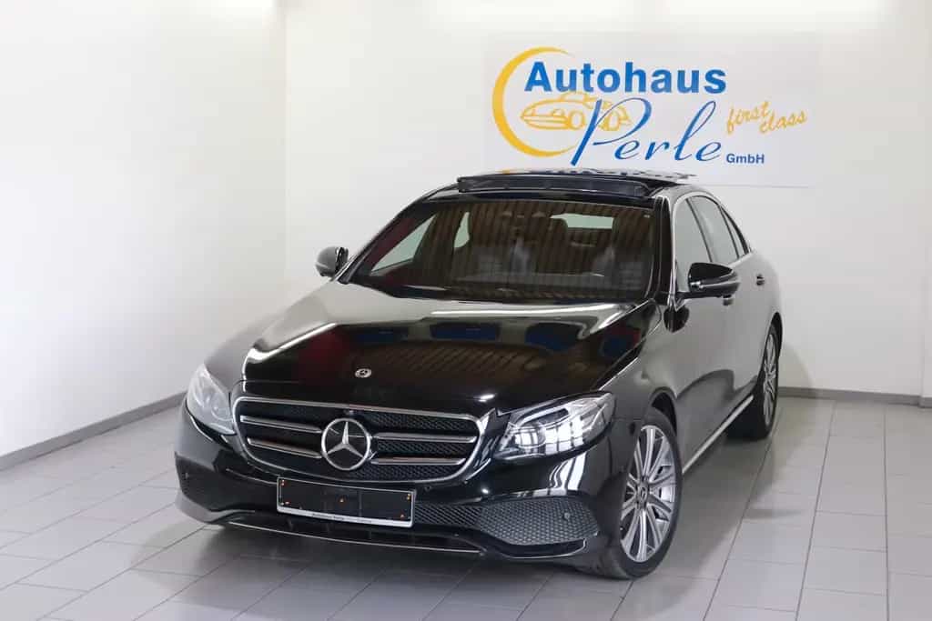 Mercedes-Benz E 450 9G 4M LIMO"PANO"DSTR+"360"WSCREEN"19"MBEAM 09/2019-photo-1