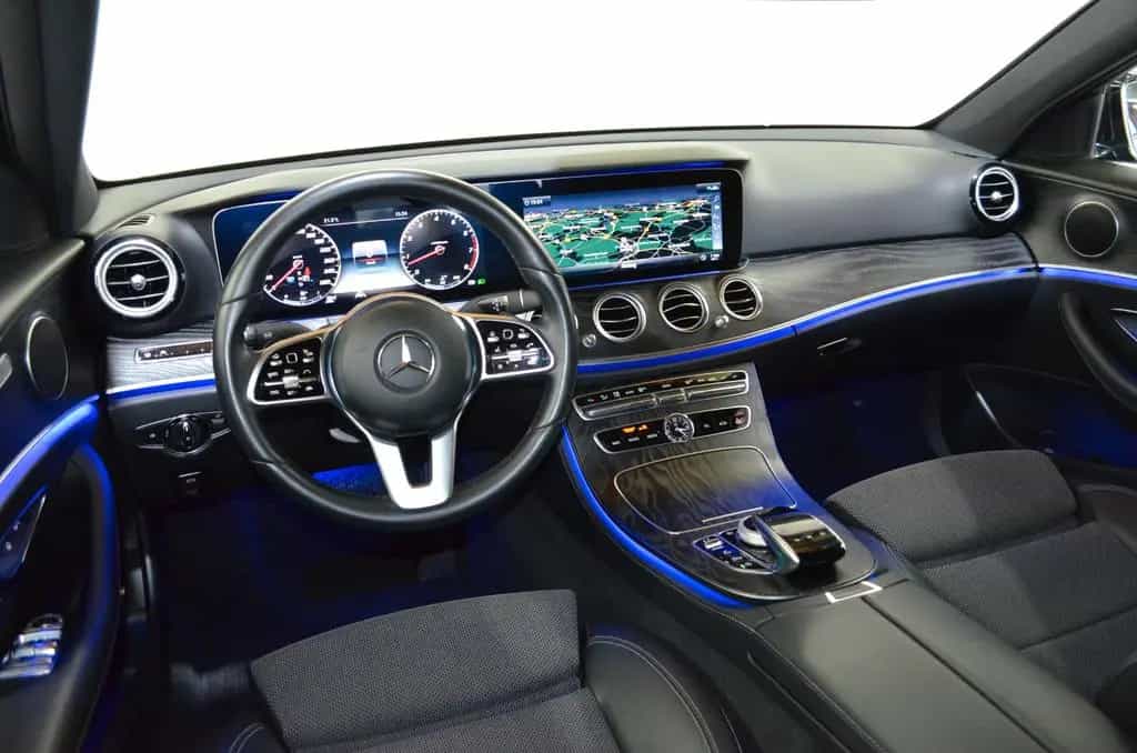 Mercedes-Benz E 450 9G 4M LIMO"PANO"DSTR+"360"WSCREEN"19"MBEAM 09/2019-photo-28