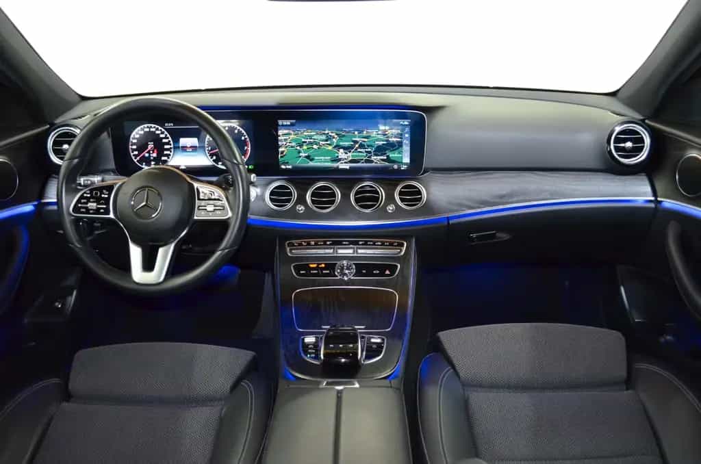 Mercedes-Benz E 450 9G 4M LIMO"PANO"DSTR+"360"WSCREEN"19"MBEAM 09/2019-photo-6