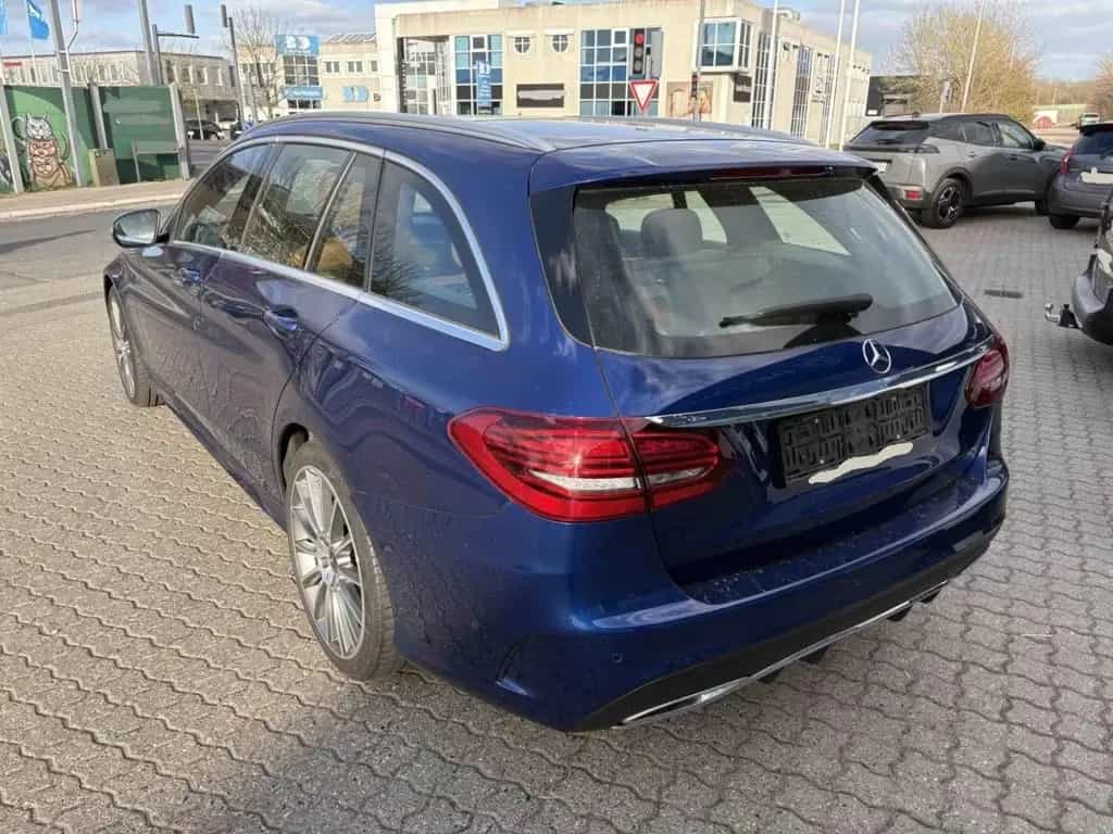 Mercedes-Benz C 300 C300d 4Matic AMG-Line Standhz+Pano+Burmester+HUD 08/2019-photo-1