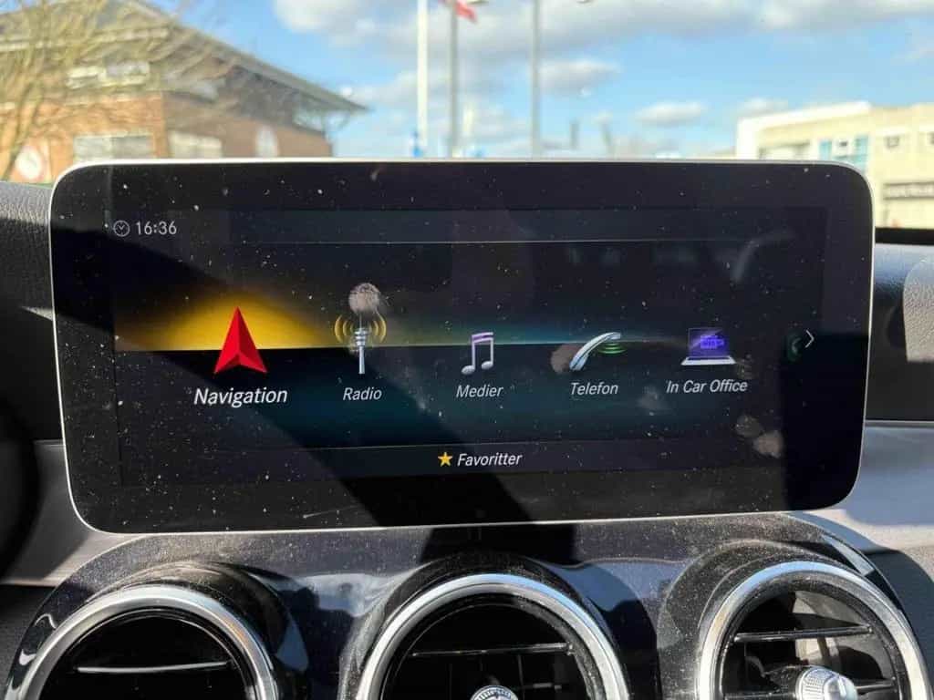 Mercedes-Benz C 300 C300d 4Matic AMG-Line Standhz+Pano+Burmester+HUD 08/2019-photo-13