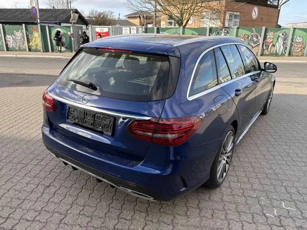Mercedes-Benz C 300 C300d 4Matic AMG-Line Standhz+Pano+Burmester+HUD 08/2019-photo-2