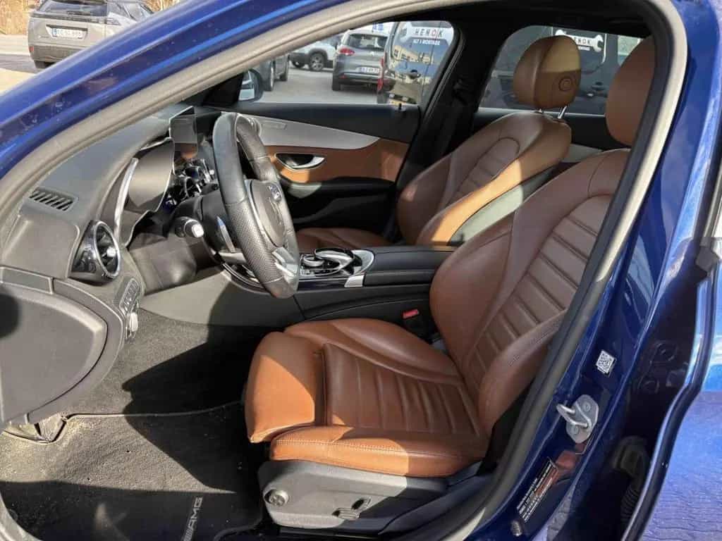 Mercedes-Benz C 300 C300d 4Matic AMG-Line Standhz+Pano+Burmester+HUD 08/2019-photo-4
