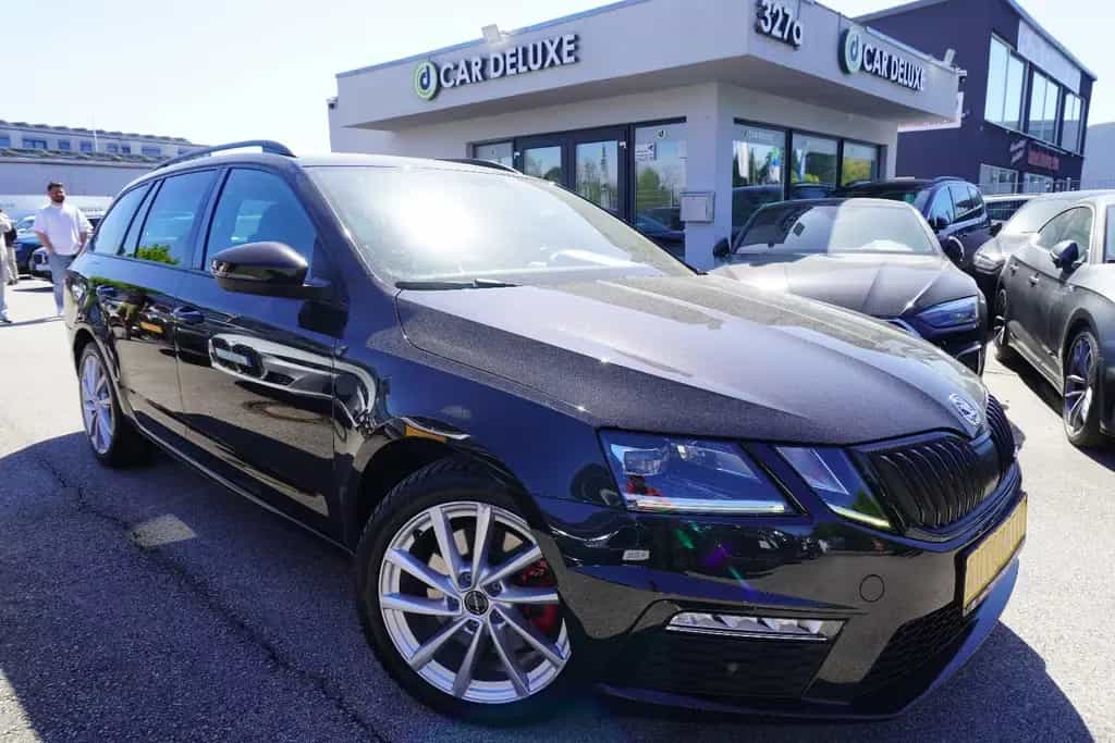 Skoda Octavia Combi RS 4x4 DSG*NAVI*LED*SEHR GEPFLEGT* 12/2019-photo-0