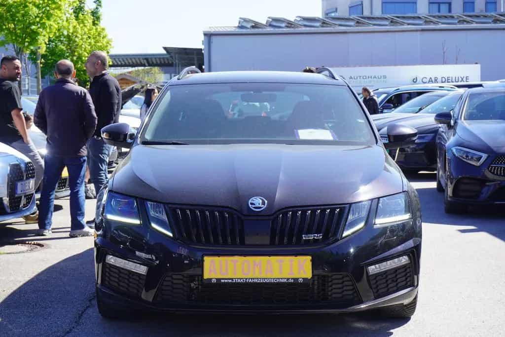 Skoda Octavia Combi RS 4x4 DSG*NAVI*LED*SEHR GEPFLEGT* 12/2019-photo-1