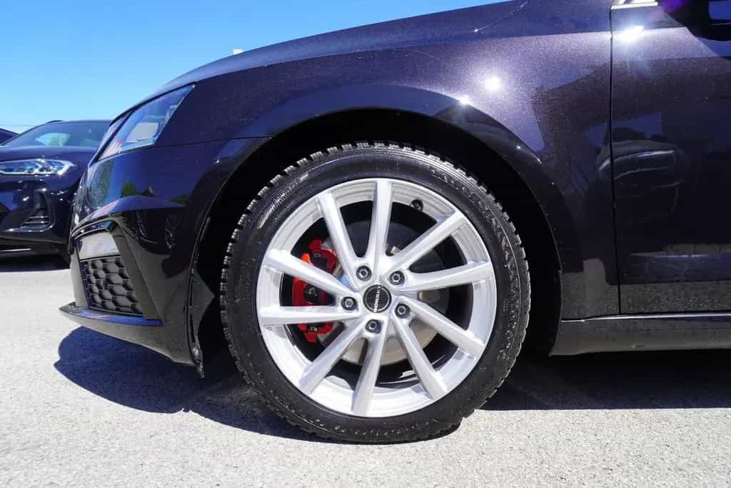 Skoda Octavia Combi RS 4x4 DSG*NAVI*LED*SEHR GEPFLEGT* 12/2019-photo-12