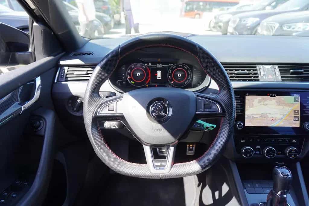 Skoda Octavia Combi RS 4x4 DSG*NAVI*LED*SEHR GEPFLEGT* 12/2019-photo-24