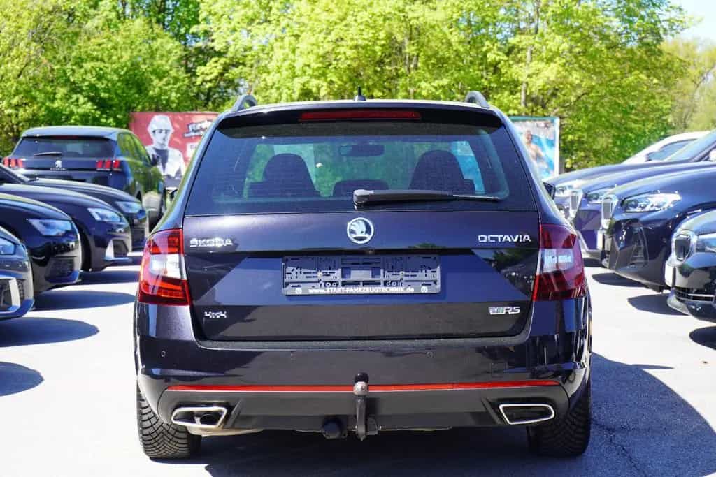 Skoda Octavia Combi RS 4x4 DSG*NAVI*LED*SEHR GEPFLEGT* 12/2019-photo-4