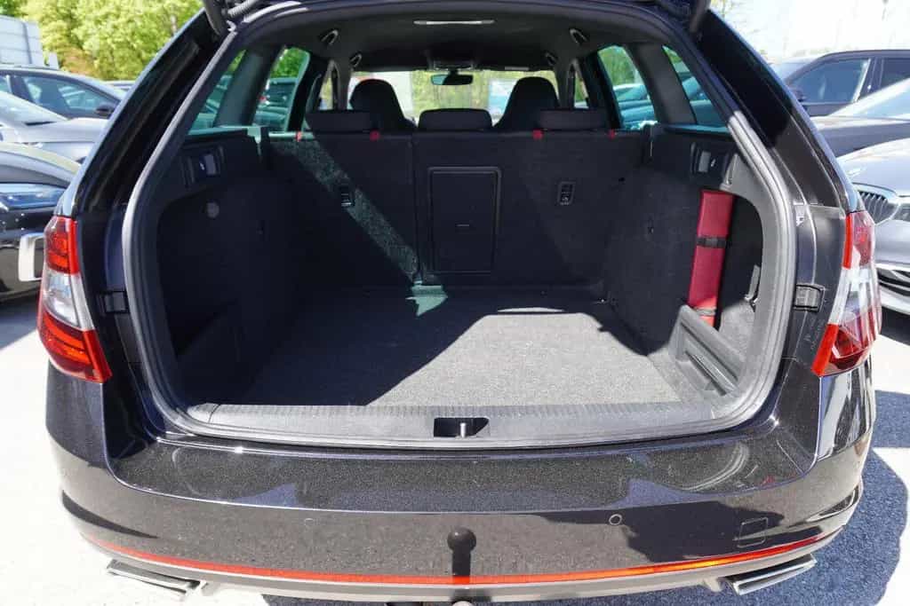 Skoda Octavia Combi RS 4x4 DSG*NAVI*LED*SEHR GEPFLEGT* 12/2019-photo-7