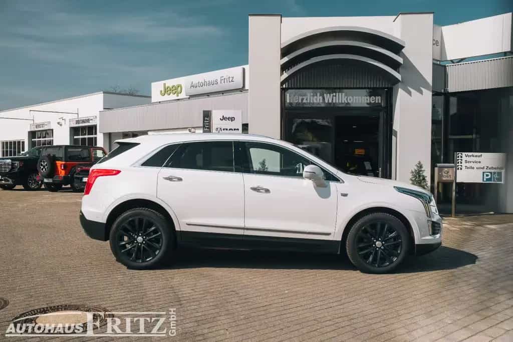 Cadillac XT5 Platinum AWD 3.6 V6 AT, 360° CAM, LED, Navi 10/2017-photo-1