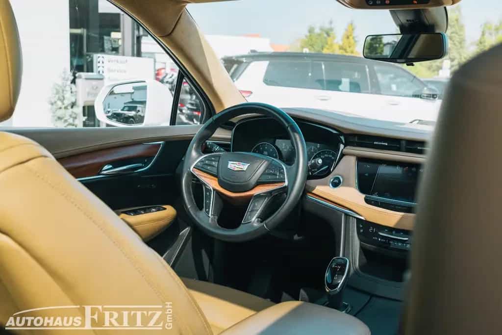 Cadillac XT5 Platinum AWD 3.6 V6 AT, 360° CAM, LED, Navi 10/2017-photo-23