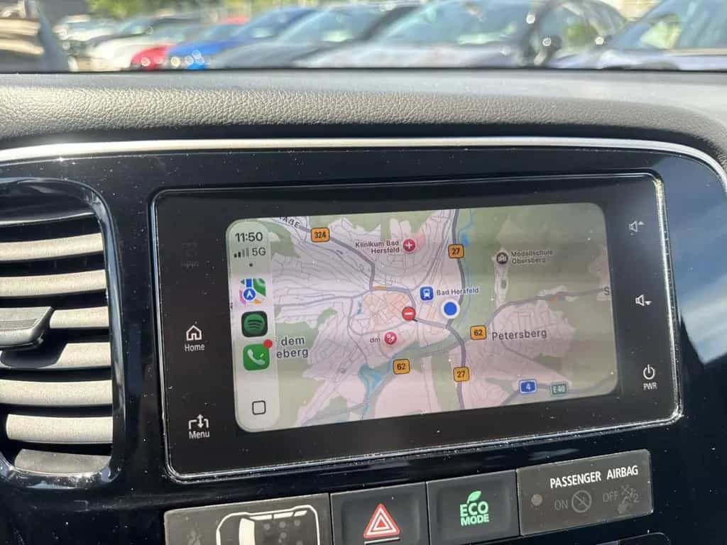 Mitsubishi Outlander Edition 100 2WD 2.0  MIVEC WR Kamera 03/2018-photo-17