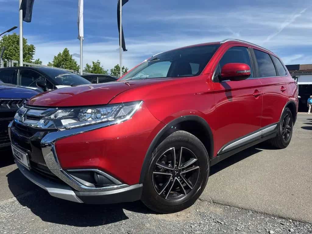 Mitsubishi Outlander Edition 100 2WD 2.0  MIVEC WR Kamera 03/2018-photo-3