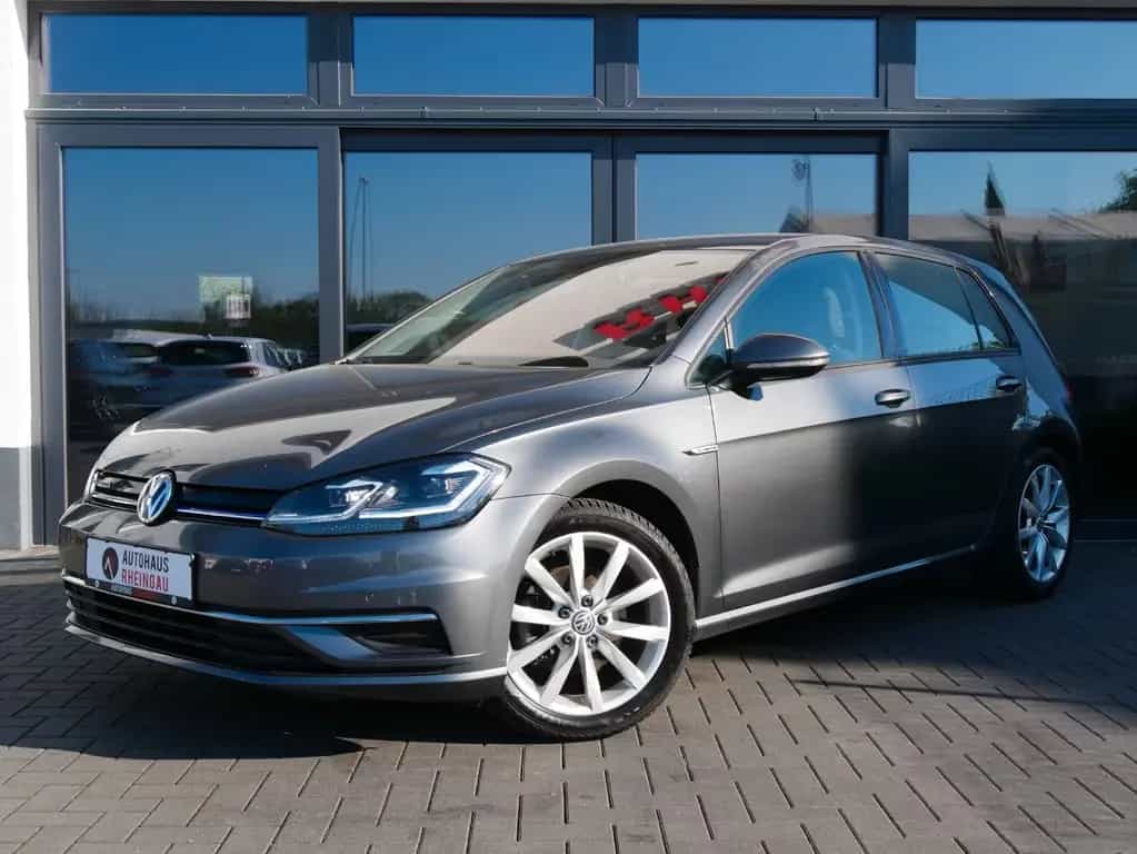 Volkswagen Golf VII Lim. Comfortline NAVI! ACC! LED! 11/2018-photo-0