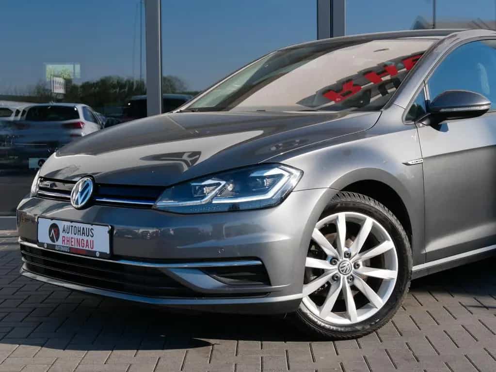 Volkswagen Golf VII Lim. Comfortline NAVI! ACC! LED! 11/2018-photo-1