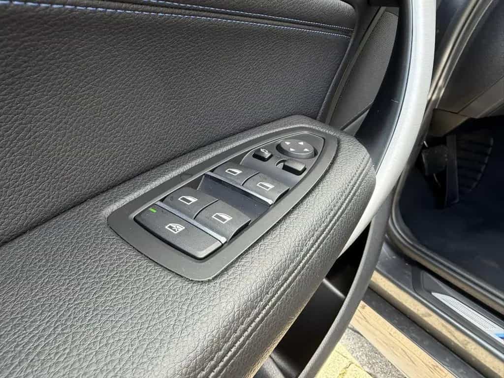 BMW M140 Special Edition LED Navi Memory SHZ PDC Te 04/2019-photo-15
