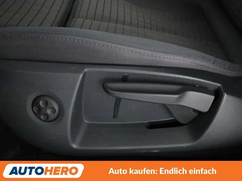 Audi A3 Limousine 1.5 TFSI ACT Sport Aut.*NAVI*ACC* 05/2018-photo-29