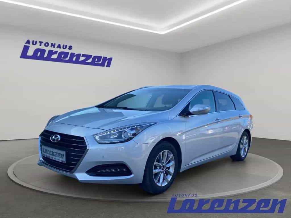Hyundai i40 blue Trend GDI 1.6 CW M T Navi ACC Android A 09/2018-photo-0