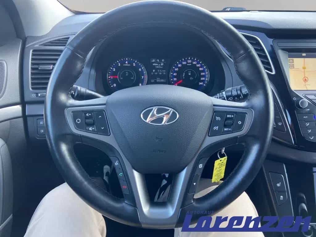 Hyundai i40 blue Trend GDI 1.6 CW M T Navi ACC Android A 09/2018-photo-12