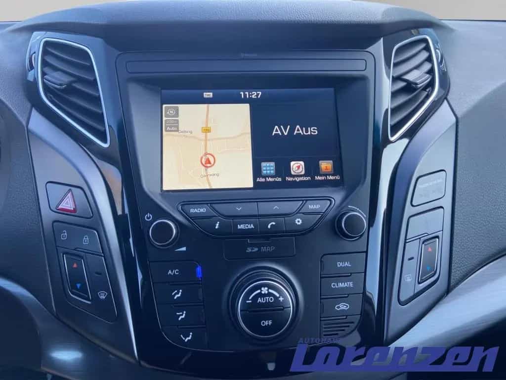 Hyundai i40 blue Trend GDI 1.6 CW M T Navi ACC Android A 09/2018-photo-14