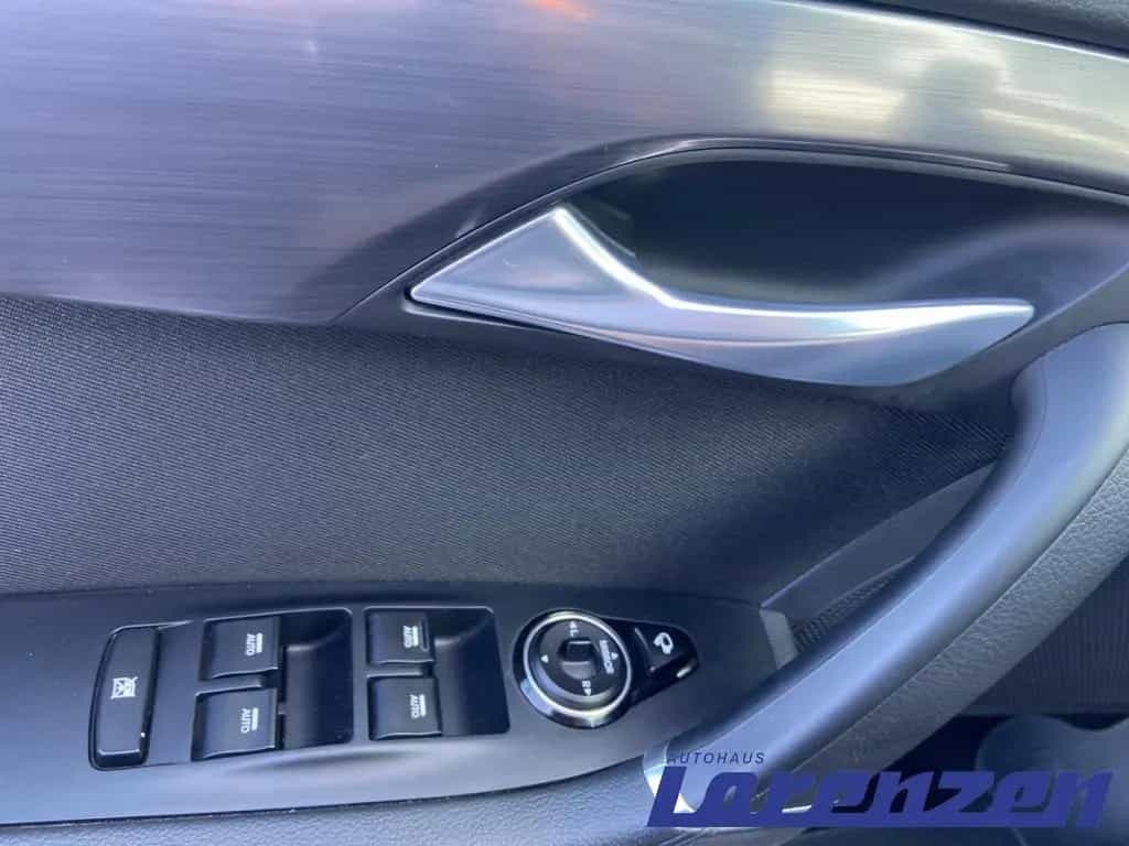 Hyundai i40 blue Trend GDI 1.6 CW M T Navi ACC Android A 09/2018-photo-16