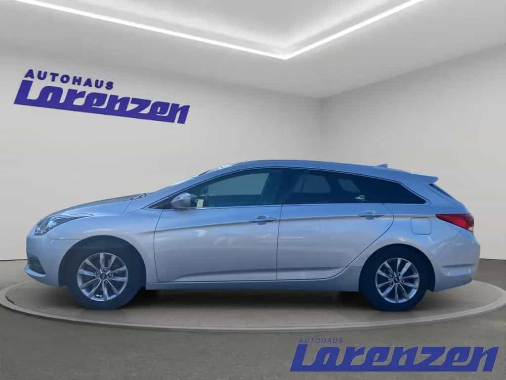 Hyundai i40 blue Trend GDI 1.6 CW M T Navi ACC Android A 09/2018-photo-7