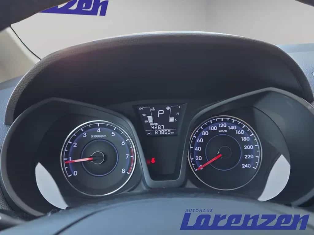 Hyundai ix20 Trend 1.6 Benzin A T ACC SHZ PDC Berganfahr 05/2016-photo-15