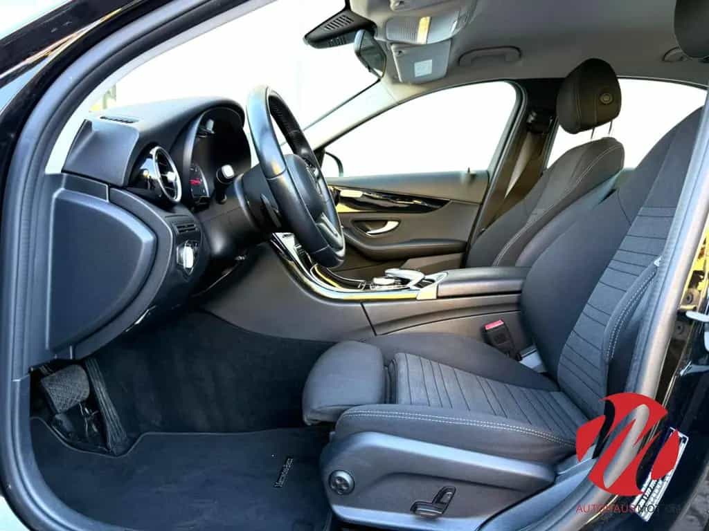 Mercedes-Benz C-Class 200 d NAVI KAMERA LED KEYLESSGO CARPLAY PARKLE 11/2020-photo-9