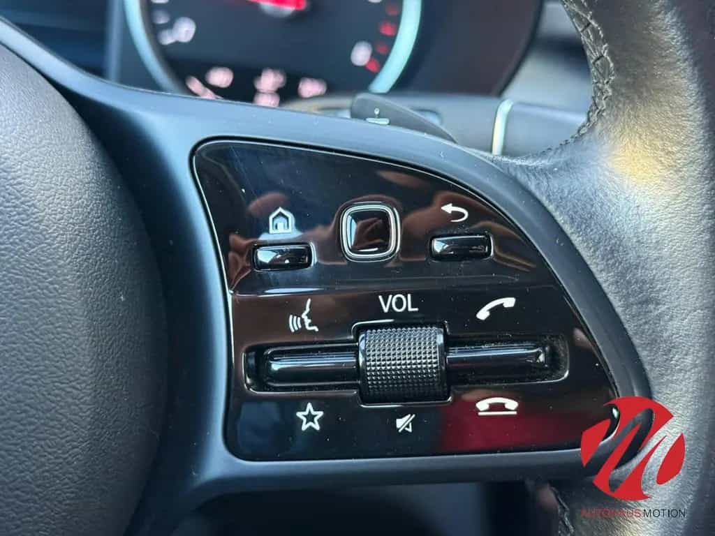 Mercedes-Benz C-Class 200 d NAVI KAMERA LED KEYLESSGO CARPLAY PARKLE 11/2020-photo-18
