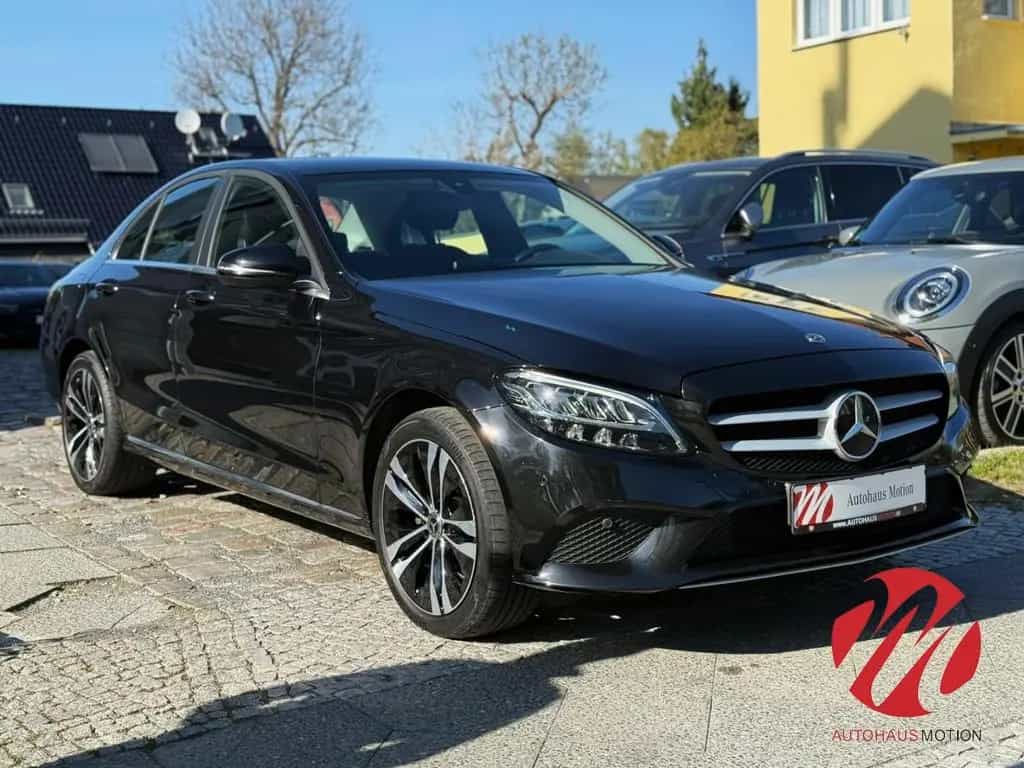 Mercedes-Benz C-Class 200 d NAVI KAMERA LED KEYLESSGO CARPLAY PARKLE 11/2020-photo-1