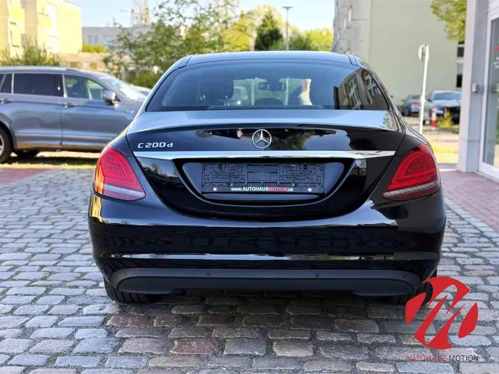 Mercedes-Benz C-Class 200 d NAVI KAMERA LED KEYLESSGO CARPLAY PARKLE 11/2020-photo-3