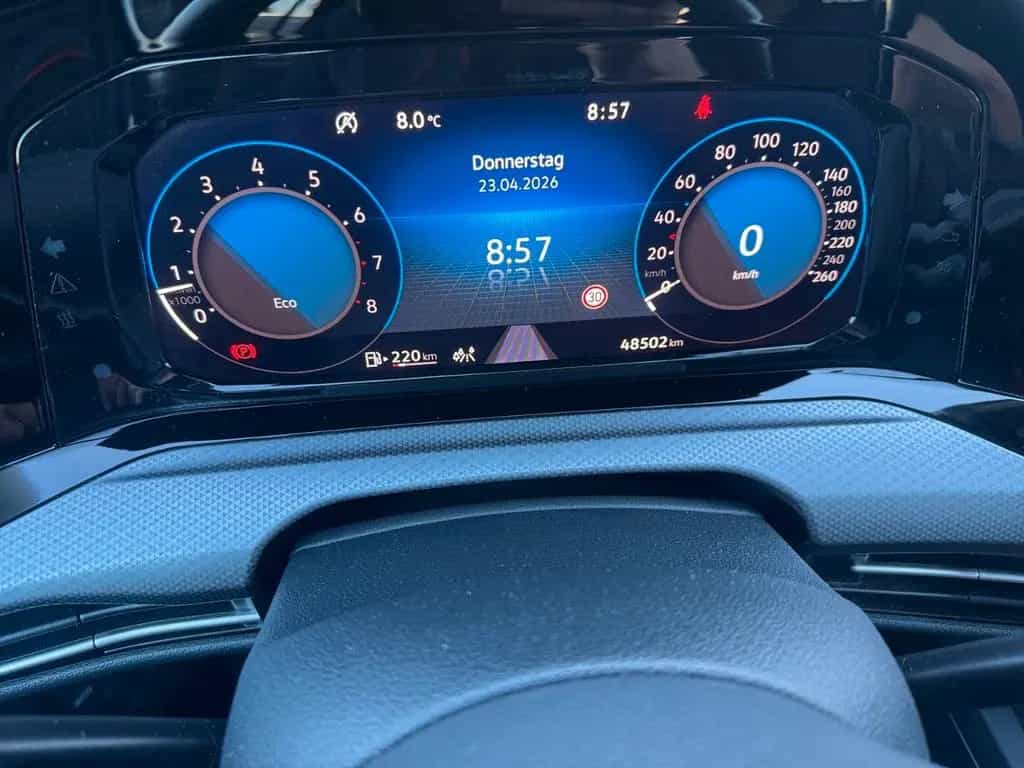 Volkswagen Golf VIII Lim. Life ACTIVE 1.5 TSI 12/2022-photo-15