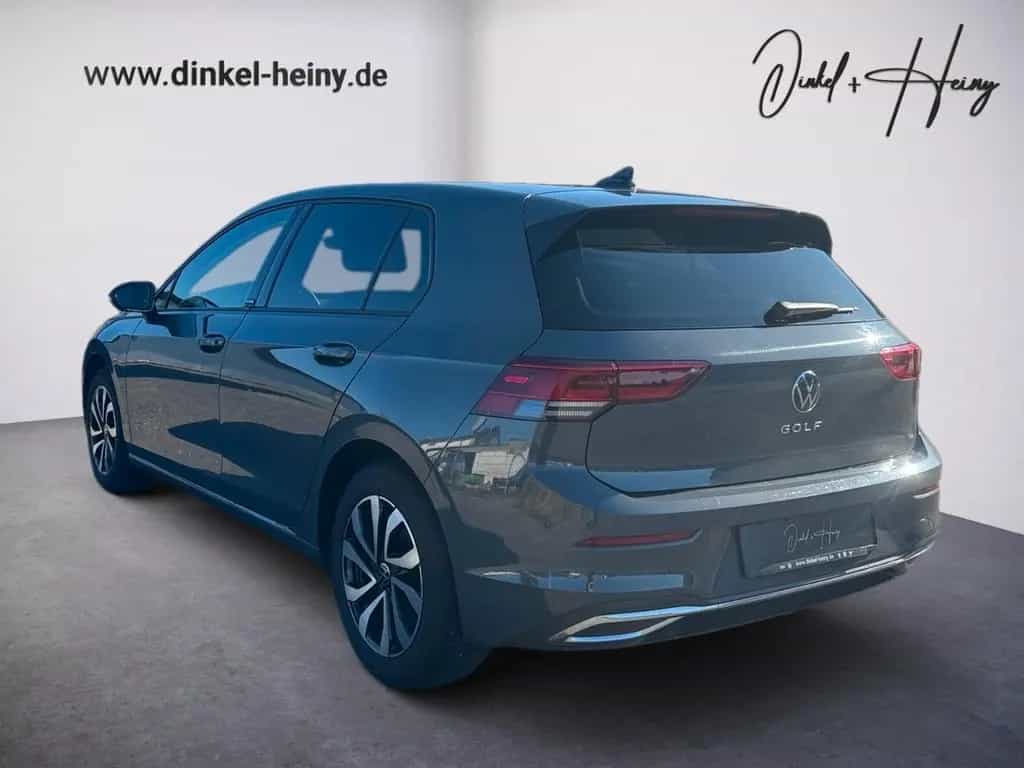 Volkswagen Golf VIII Lim. Life ACTIVE 1.5 TSI 12/2022-photo-6