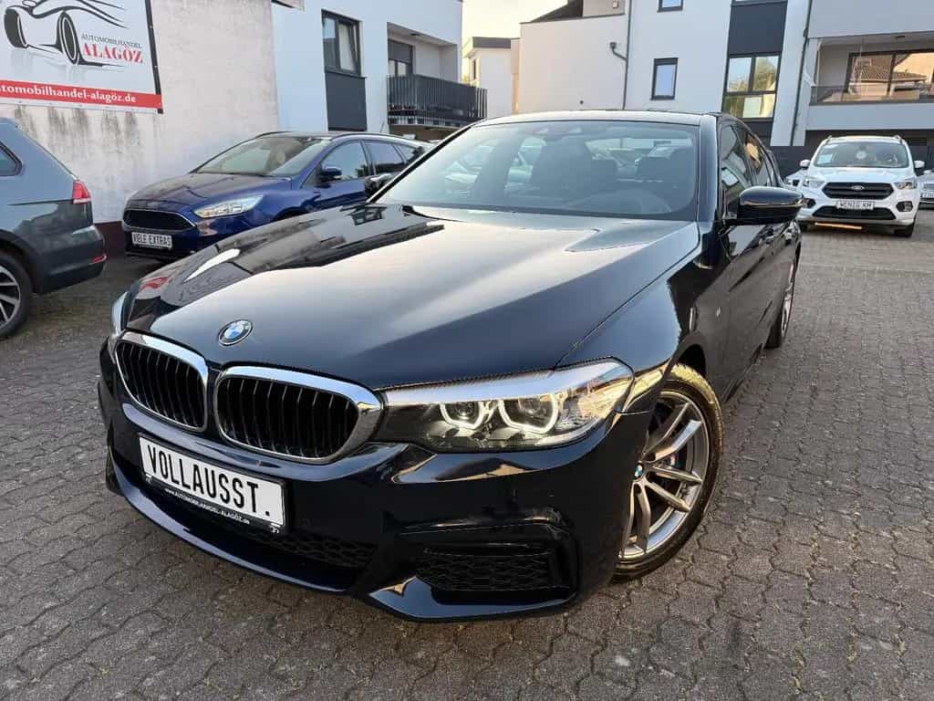 BMW 5 Series 540i M-SPORTPAKET HEAD-Up LEDER NAVI KAMERA KEY. 06/2019-photo-0