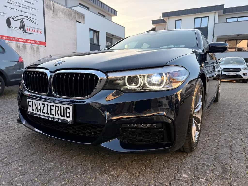 BMW 5 Series 540i M-SPORTPAKET HEAD-Up LEDER NAVI KAMERA KEY. 06/2019-photo-12