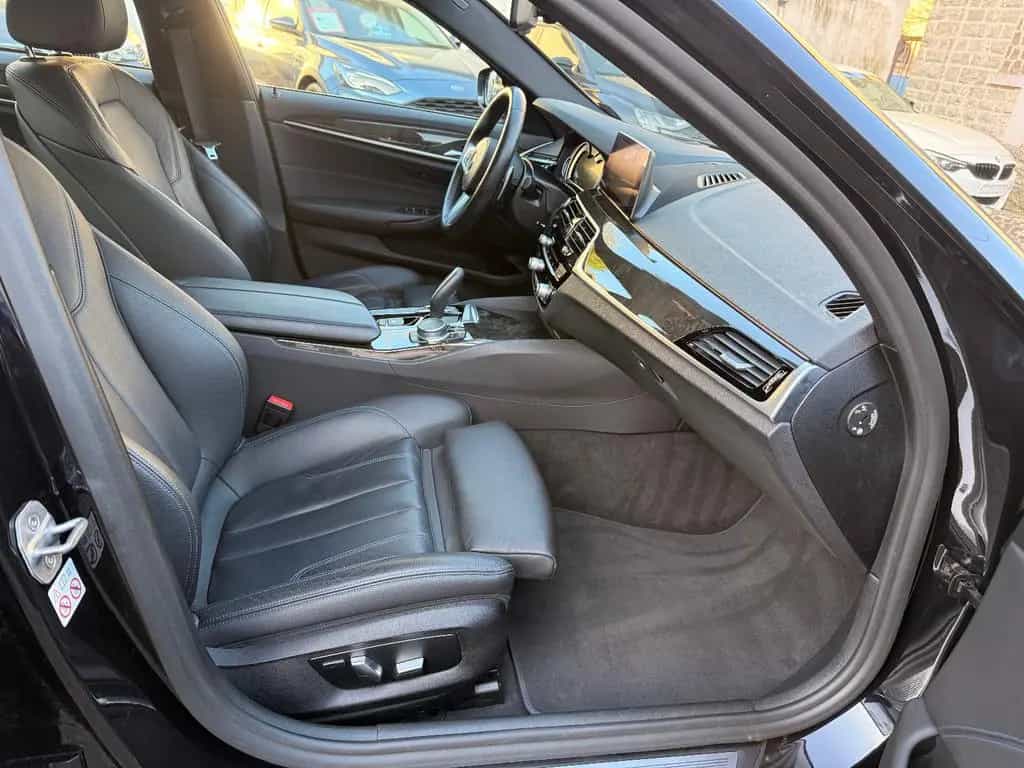 BMW 5 Series 540i M-SPORTPAKET HEAD-Up LEDER NAVI KAMERA KEY. 06/2019-photo-22