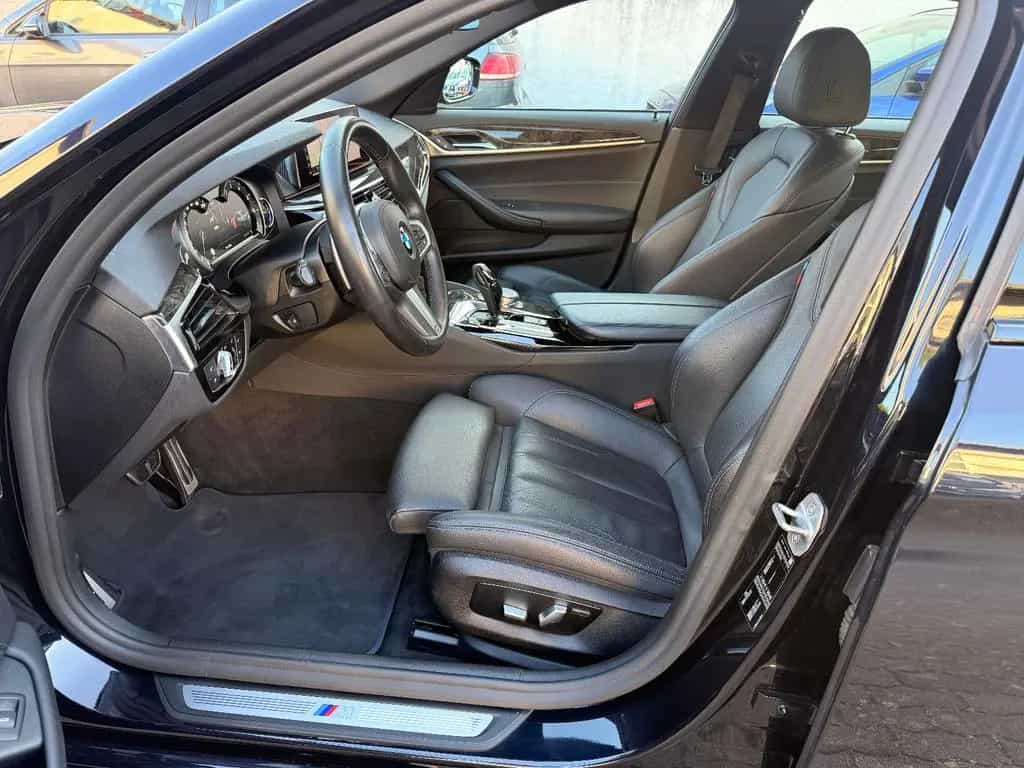 BMW 5 Series 540i M-SPORTPAKET HEAD-Up LEDER NAVI KAMERA KEY. 06/2019-photo-25