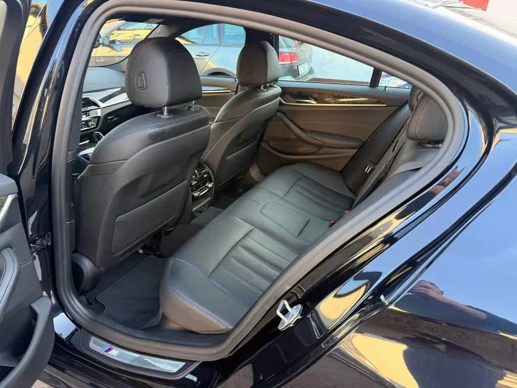 BMW 5 Series 540i M-SPORTPAKET HEAD-Up LEDER NAVI KAMERA KEY. 06/2019-photo-27